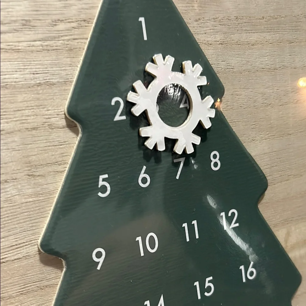 Sleeps Until Christmas Wall Hanging Advent Calendar from Target NEW